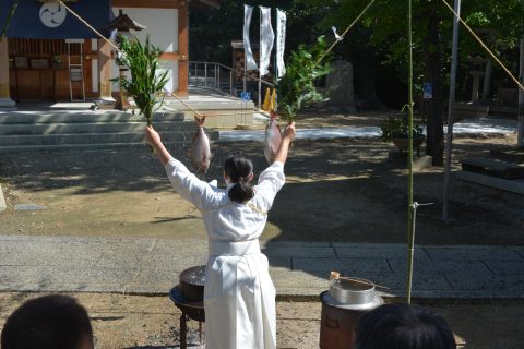 宮座 湯立神事